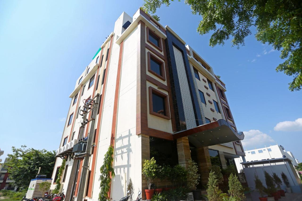 Hotel Pearl Blue Agra  Buitenkant foto