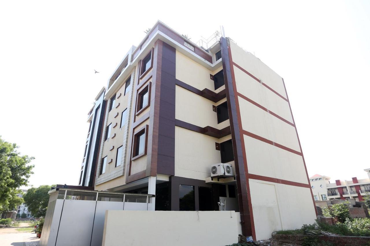 Hotel Pearl Blue Agra  Buitenkant foto